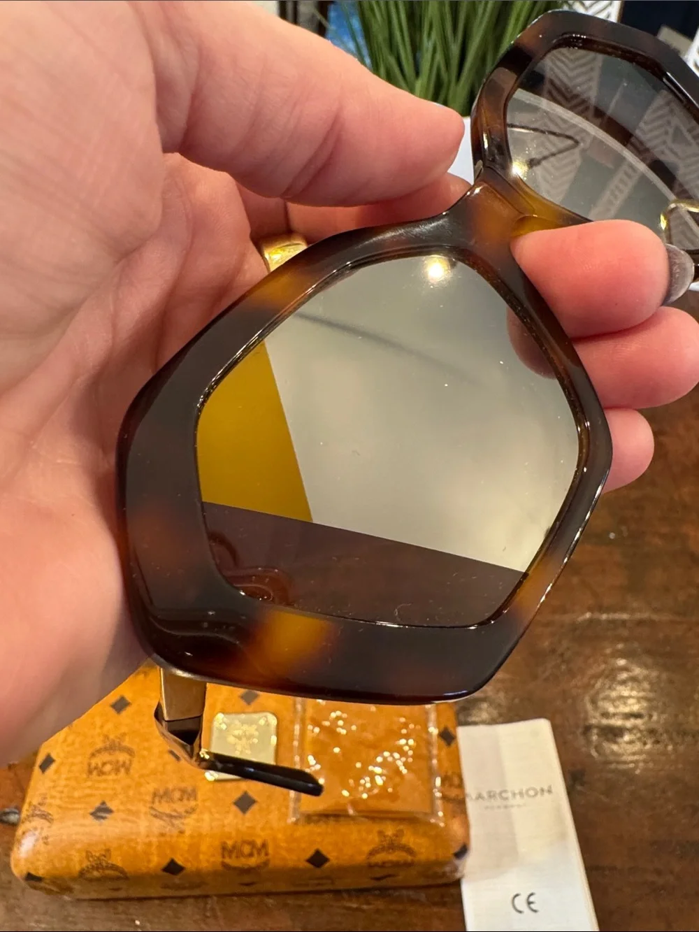 MCM Tortoiseshell Geometric Frame Sunglasses - Brown